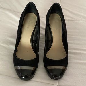 CALVIN KLEIN SUEDE BLOCK HEELS